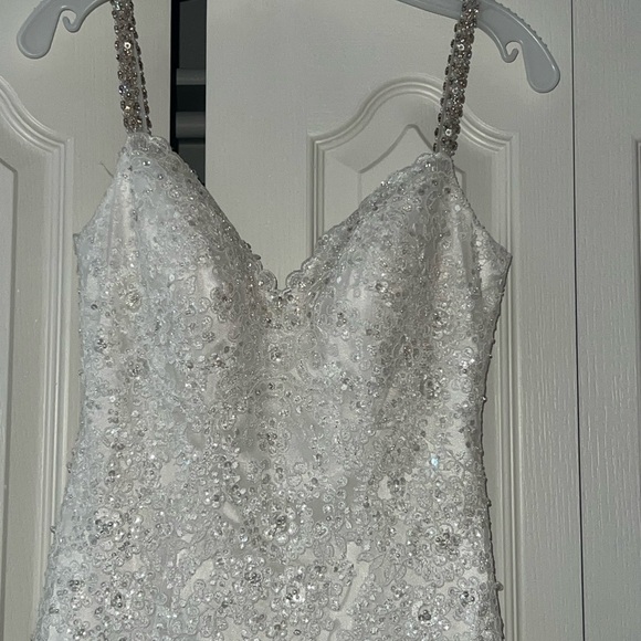 Size 6 Morilee wedding dress. - Picture 3 of 9